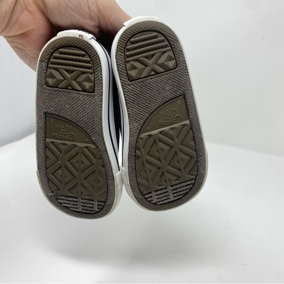 Converse All Star Low Top Sneaker Shoe Kids Size 6 Slip on - Picture 6 of 9